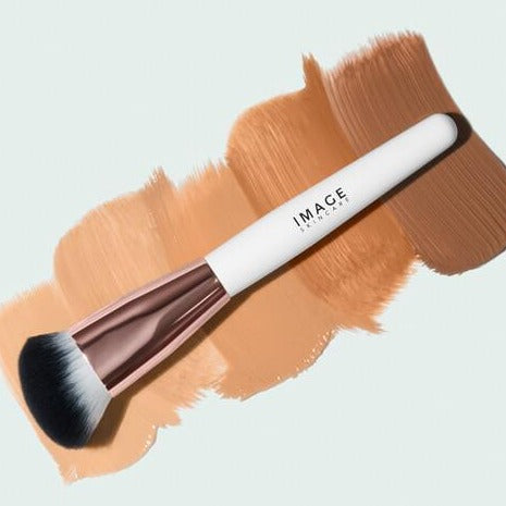 RETAIL - I BEAUTY flawless foundation brush - IB-200